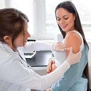 Shingles Vaccine in Bolingbrook, Palatine, and East Dundee IL
