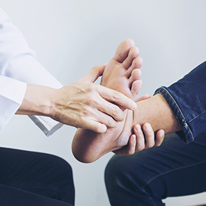 Sprains Treatment in Bolingbrook, Palatine, and East Dundee IL